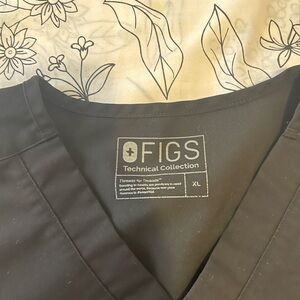 Figs Technical Collection Black Scrub Top